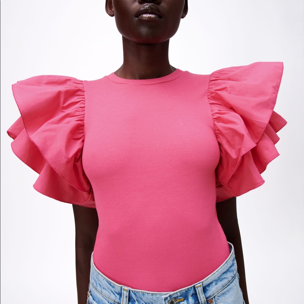 Zara hot pink ruffle sleeve bodysuit 🏷